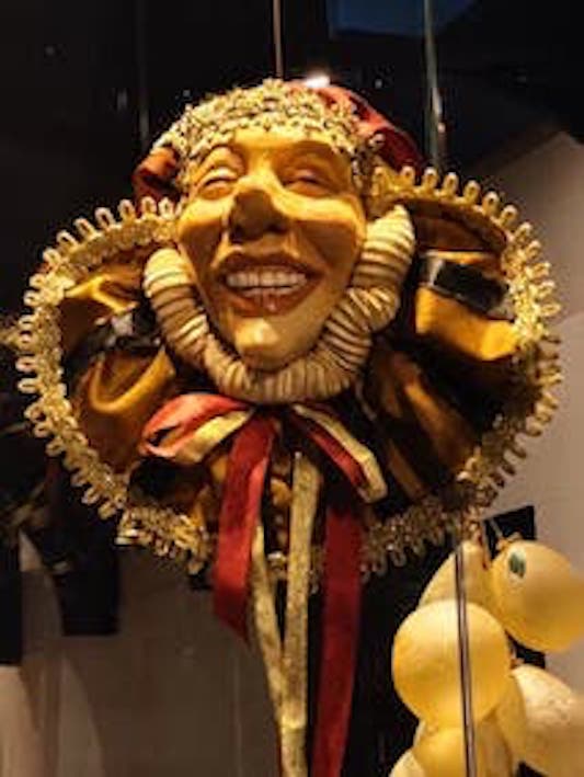 Une excursion au Musée International du Carnaval et du Masque - Visite de l'Expo "Bouffons - Eloge de la foulosophie" - Binche, juin 2022 